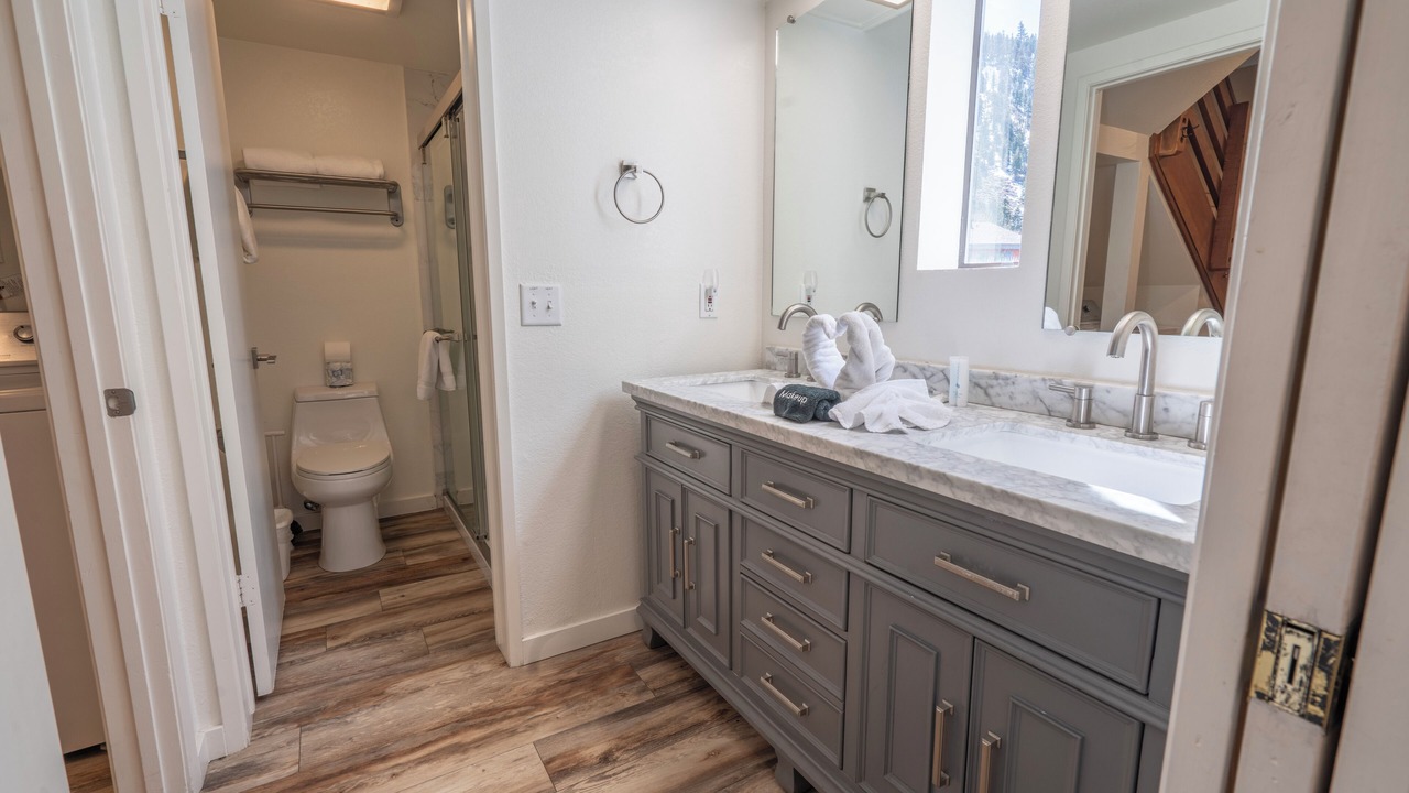 Photo of Bathroom in June Lake