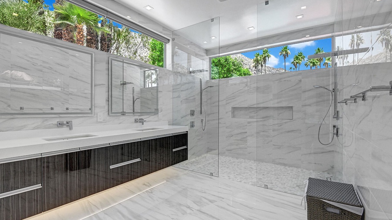 Photo of Bathroom in The Mesa