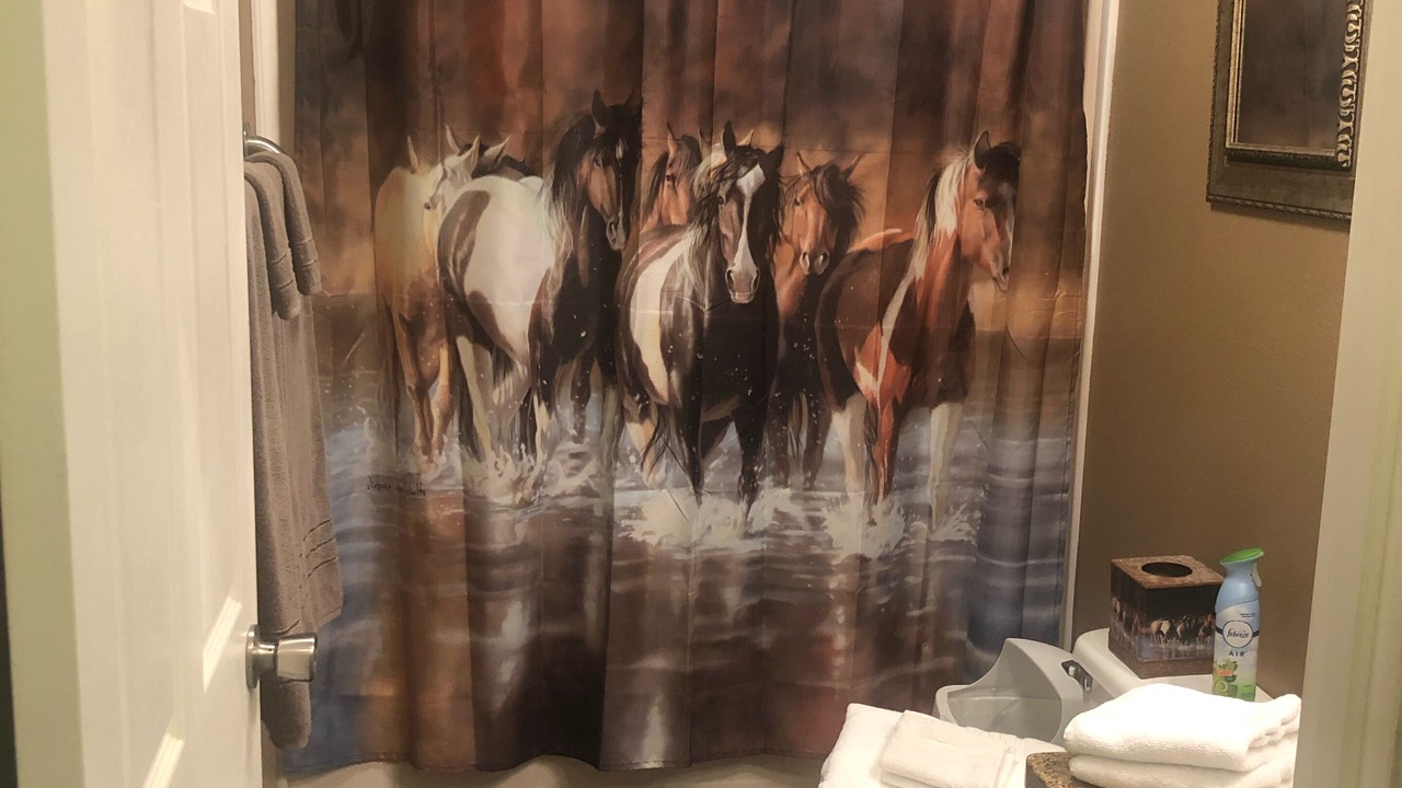 Photo of Bathroom in Red Bluff