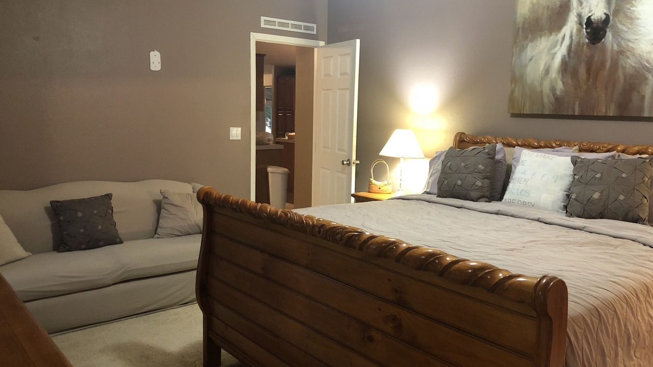 Photo of Bedroom in Red Bluff