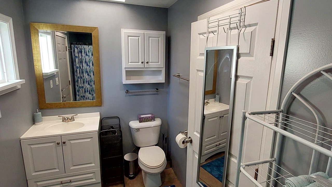 Photo of Bathroom in Mid City