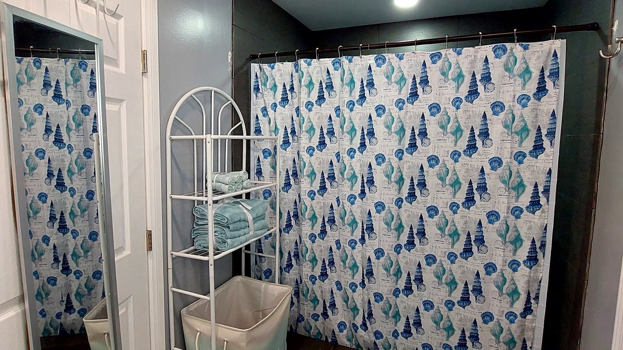 Photo of Bathroom in Mid City