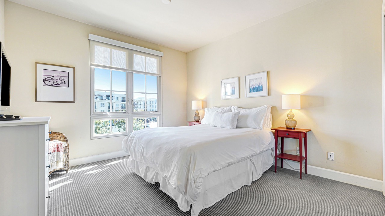 Photo of Bedroom in Downtown