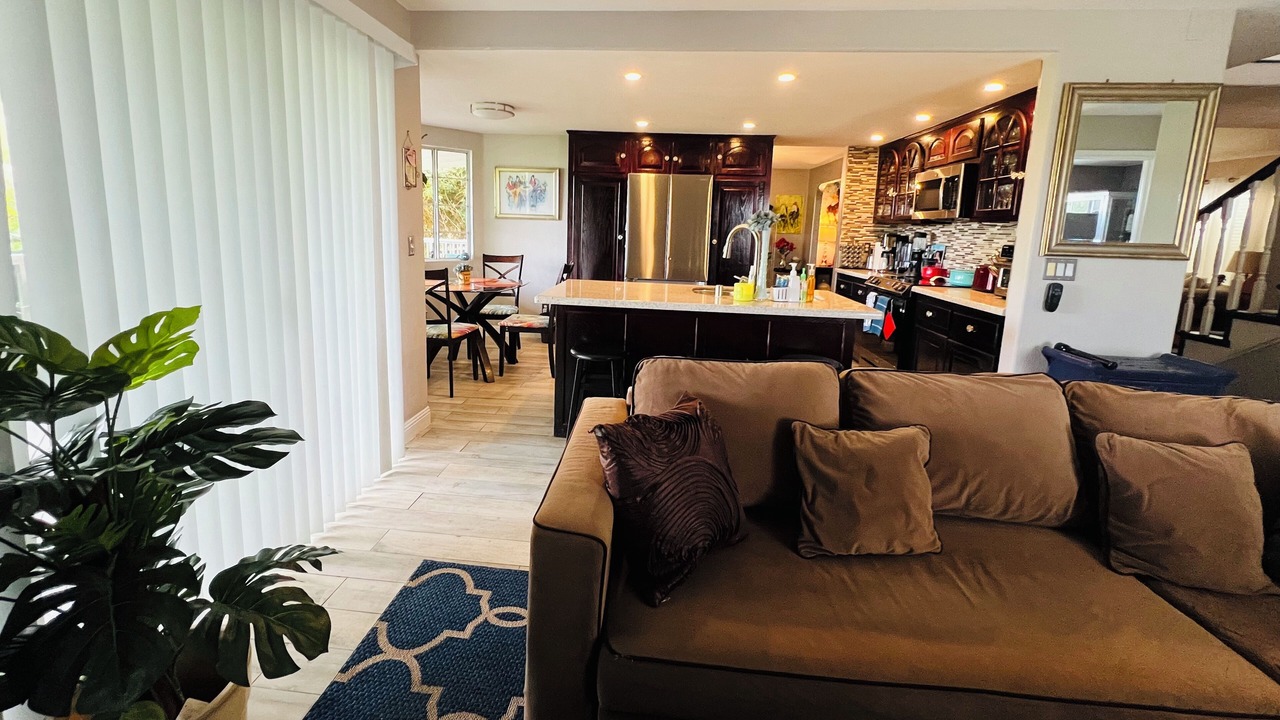 Photo of Livingroom in Canyon Lake