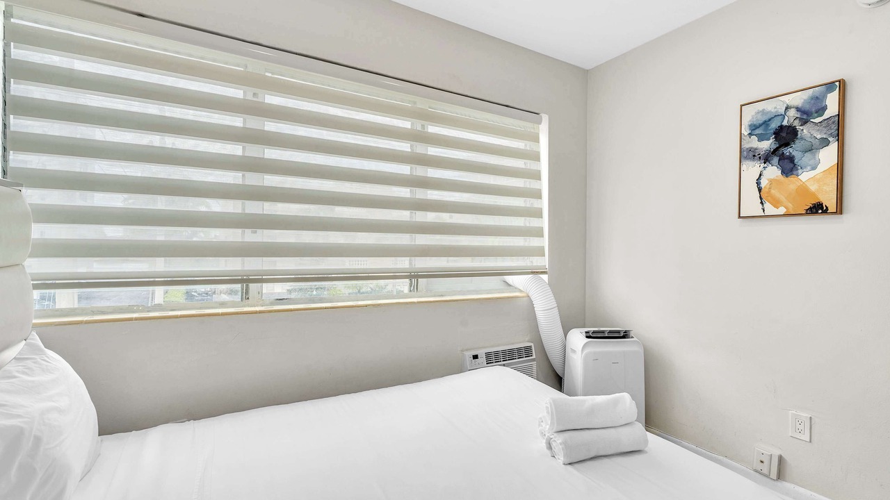 Photo of Bedroom in Bay Harbor Islands