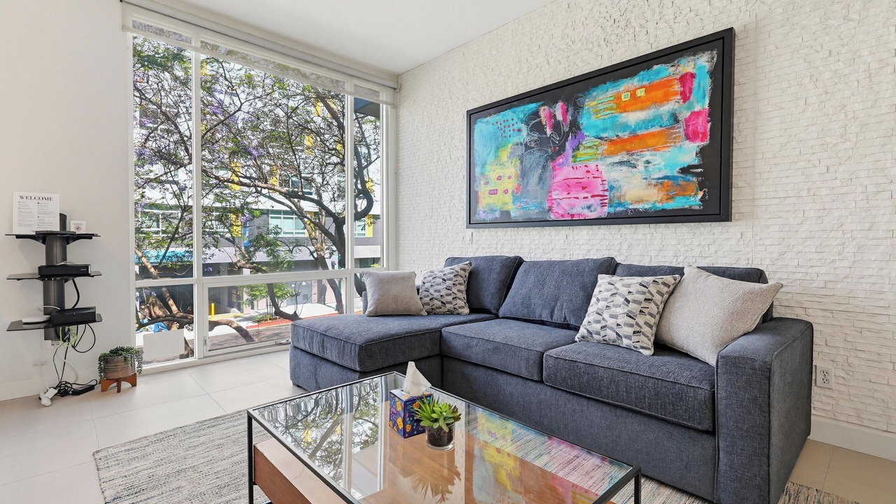 Photo of Livingroom in Little Italy