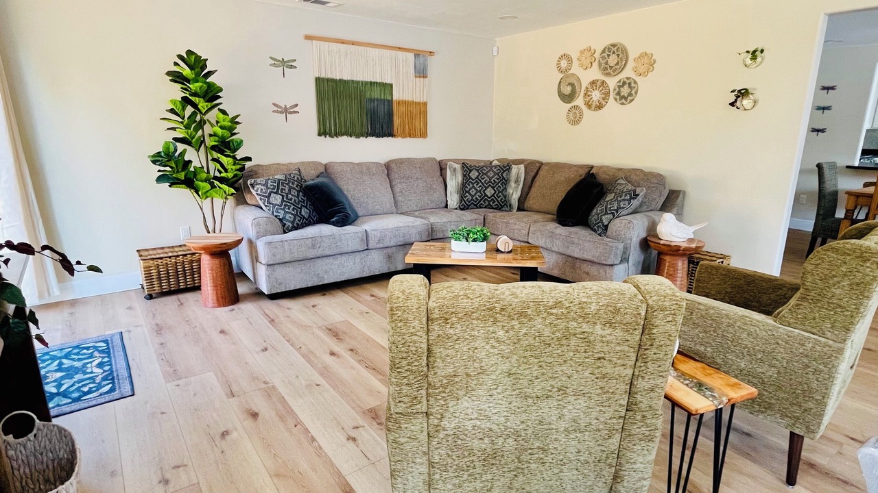 Photo of Livingroom in McKinleyville