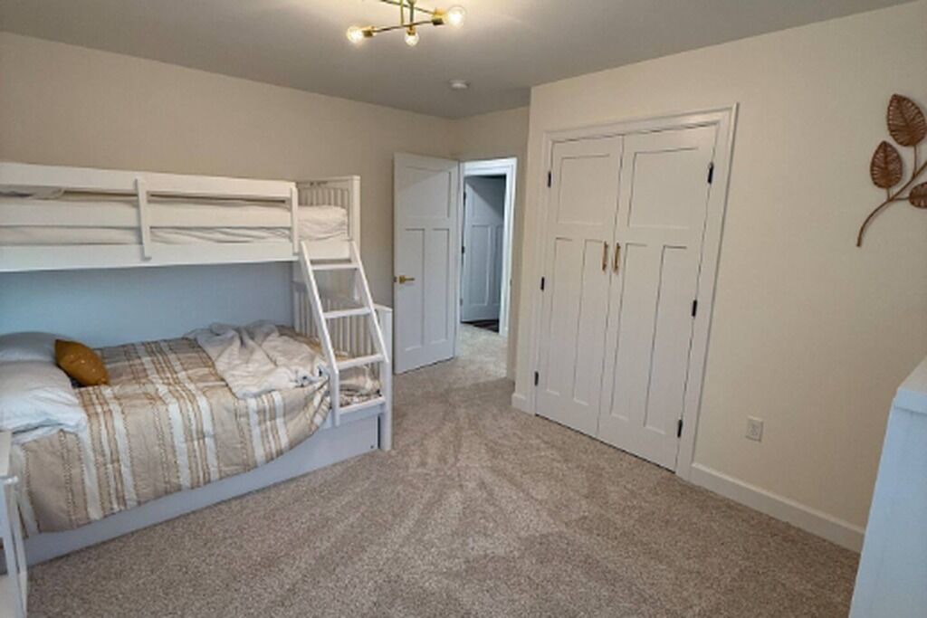 Photo of Bedroom in Mount Aetna