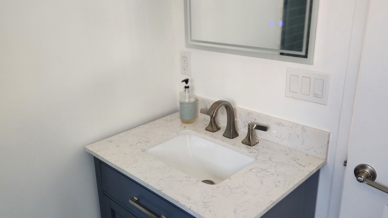 Photo of Bathroom in Pico - Robertson