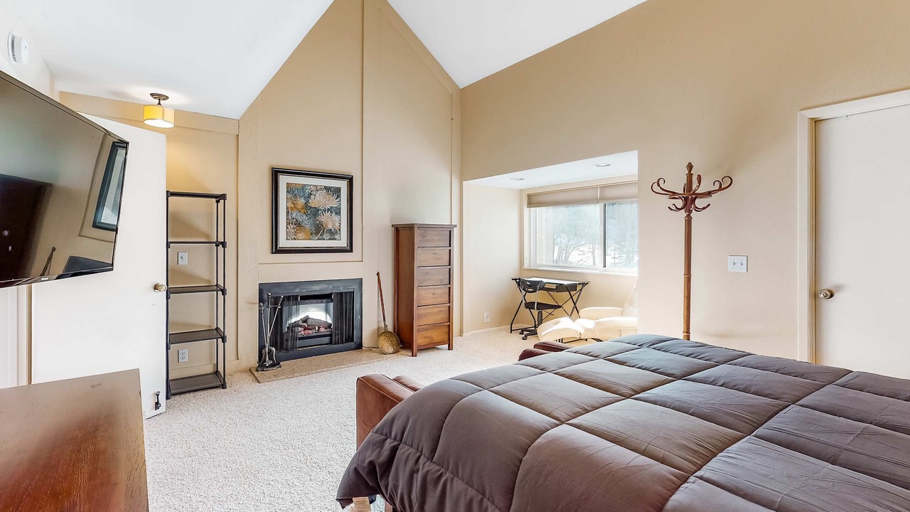 Photo of Bedroom in Park Meadows