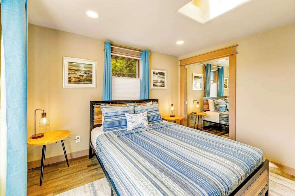 Photo of Bedroom in Bayshore
