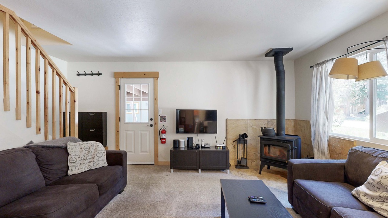 Photo of Livingroom in Tahoe Paradise