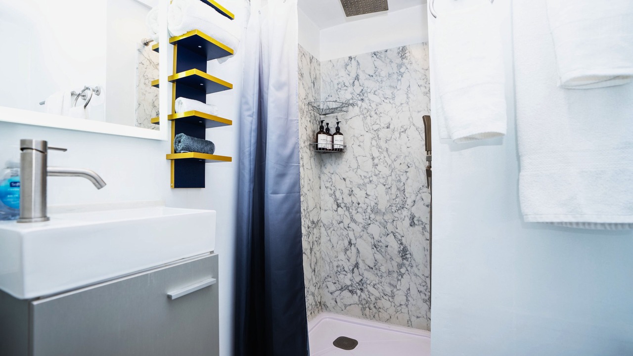 Photo of Bathroom in Rose Glen