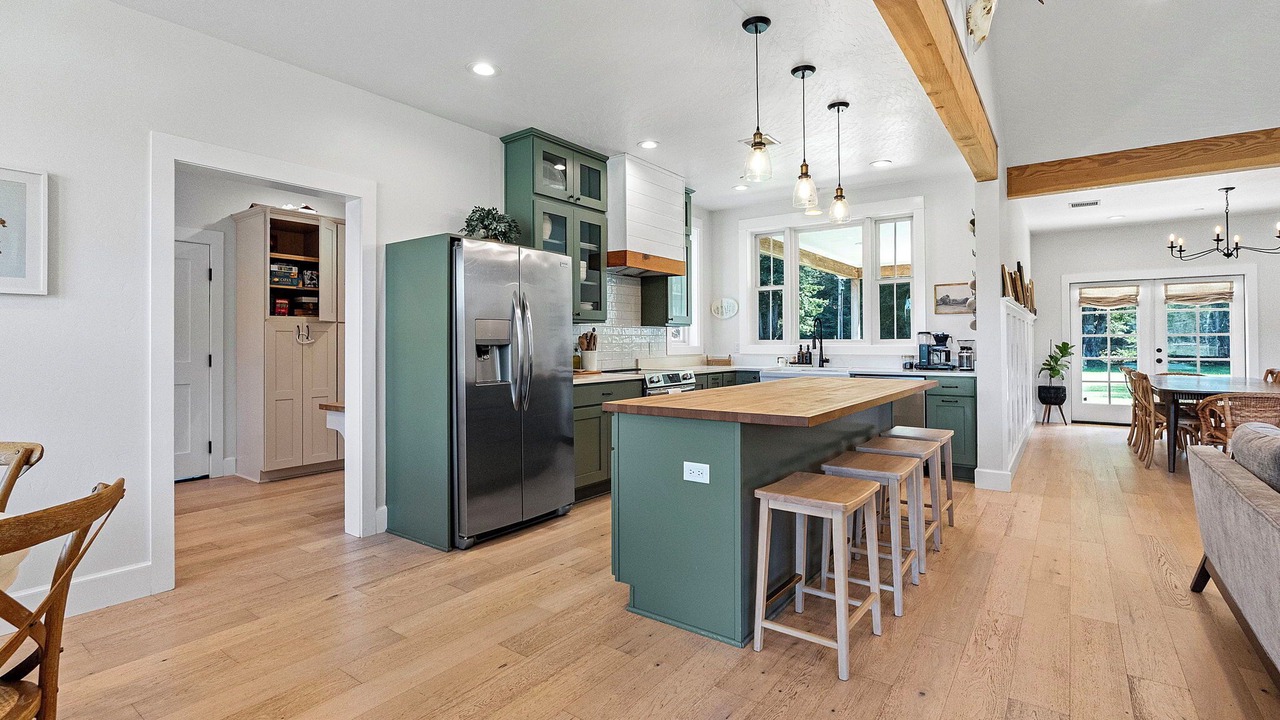 Photo of Kitchen in Crescent City