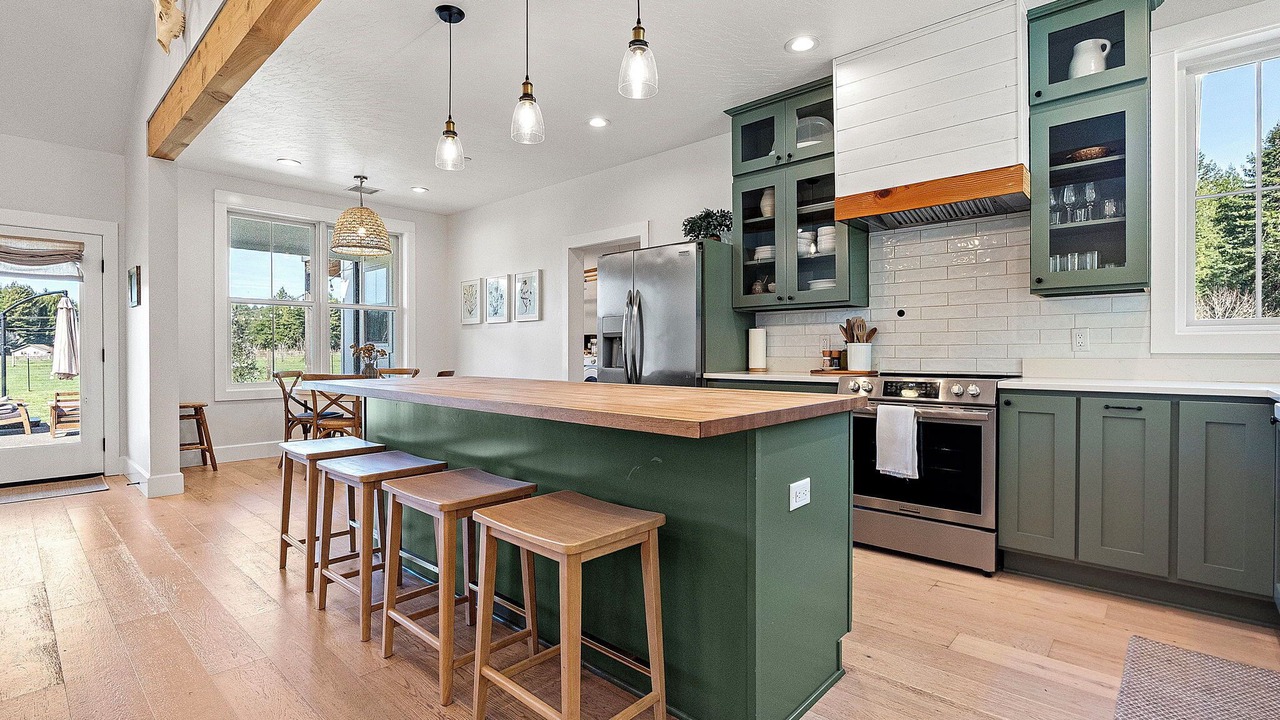 Photo of Kitchen in Crescent City