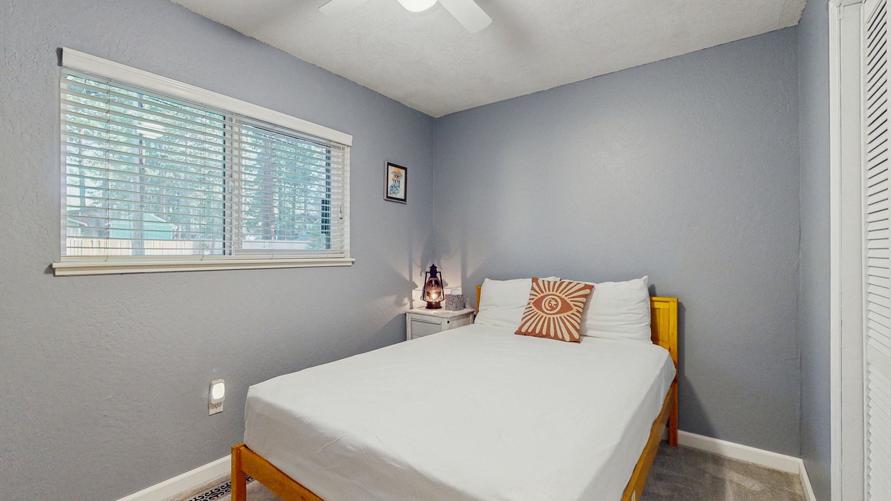 Photo of Bedroom in Tahoe Island