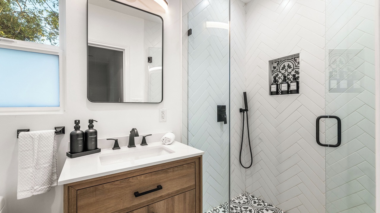 Photo of Bathroom in Hollywood