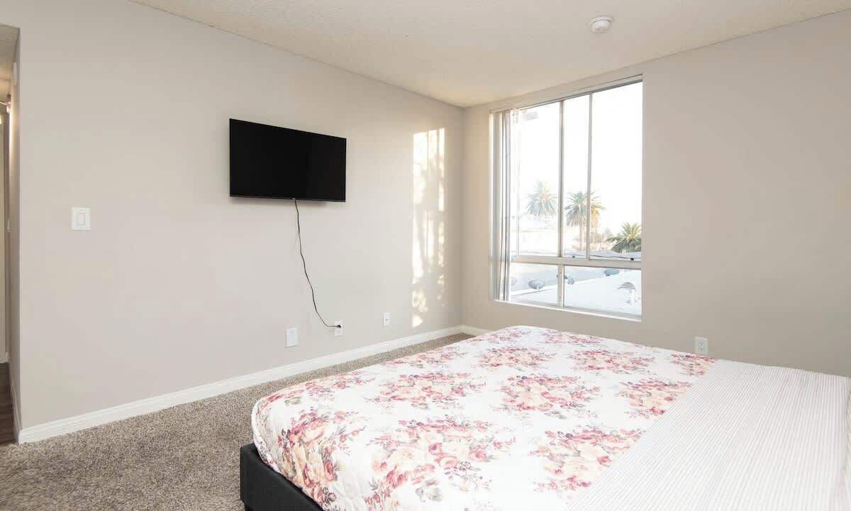 Photo of Bedroom in Hollywood