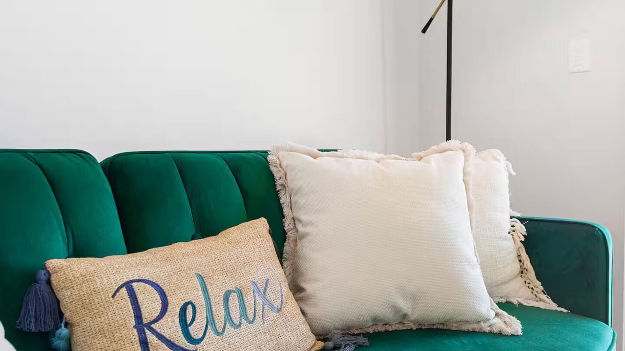 Photo of Livingroom in Downtown