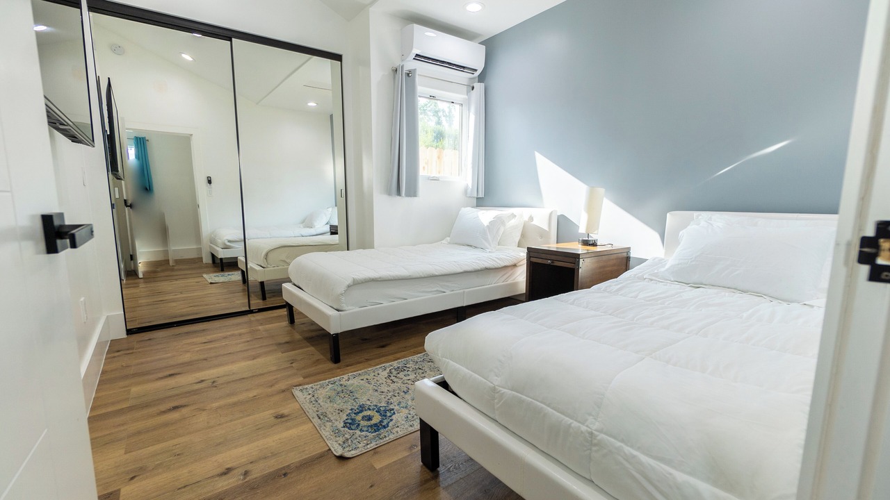 Photo of Bedroom in Burbank