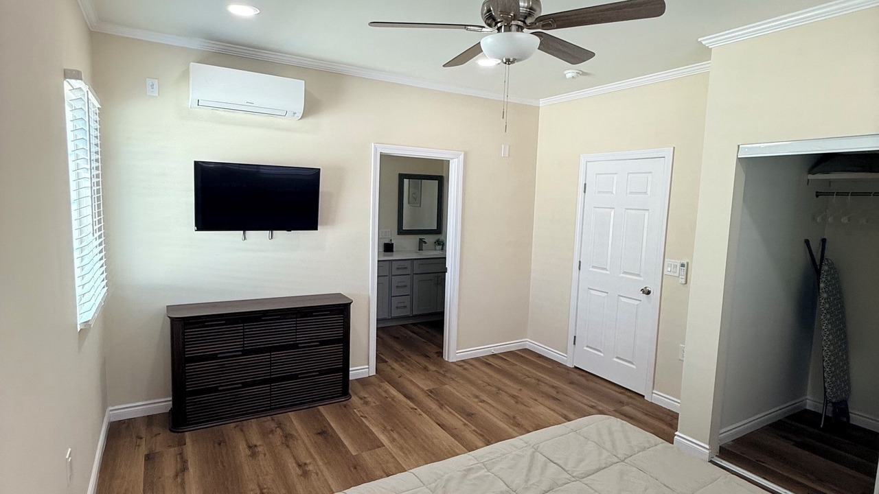 Photo of Bedroom in Mid City