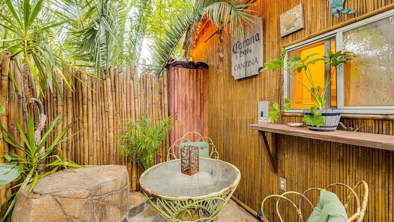 Photo of Outdoor in Silver Lake