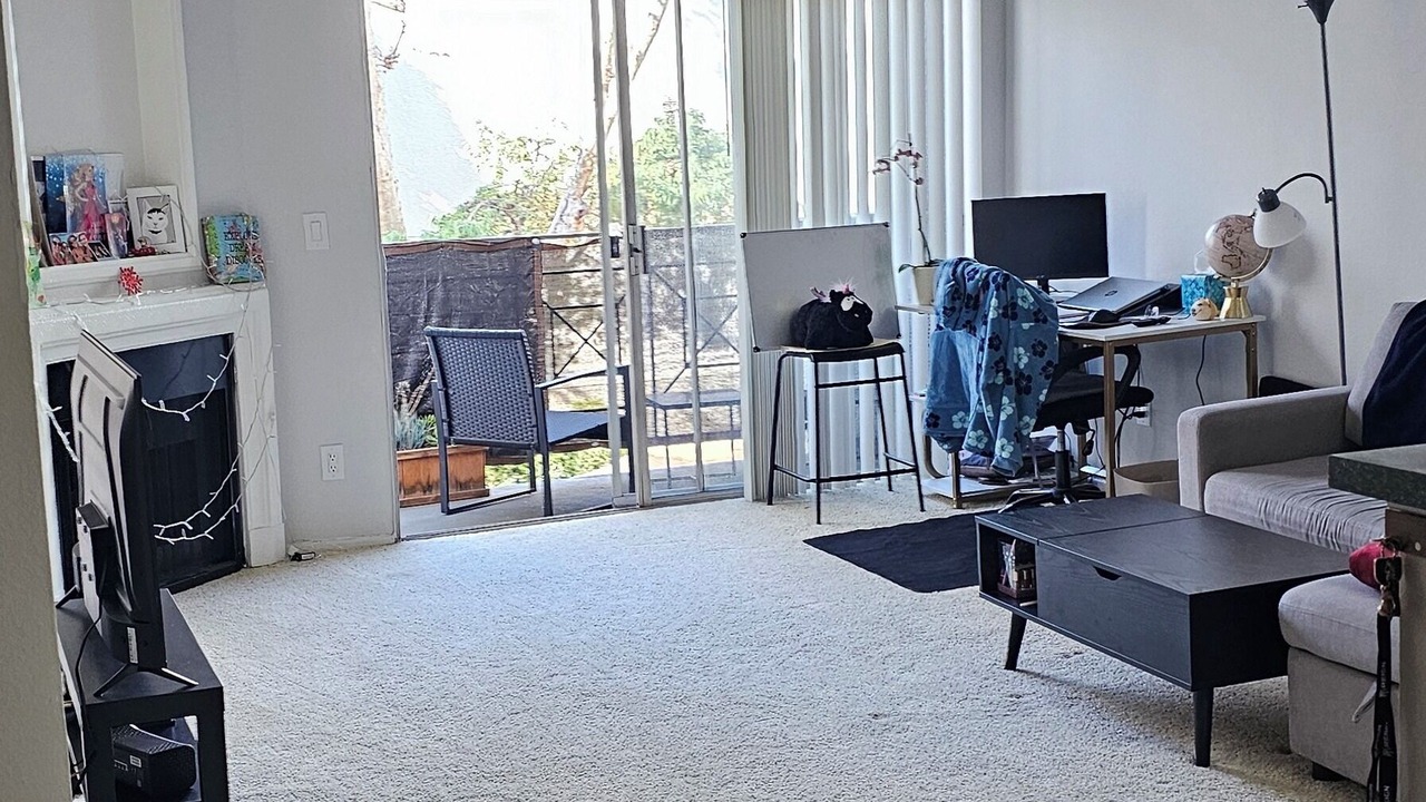 Photo of Livingroom in Ladera Heights