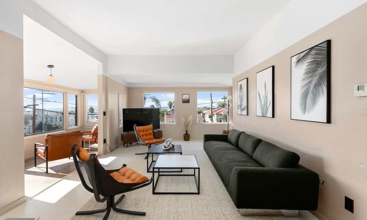 Photo of Livingroom in Bankers Hill
