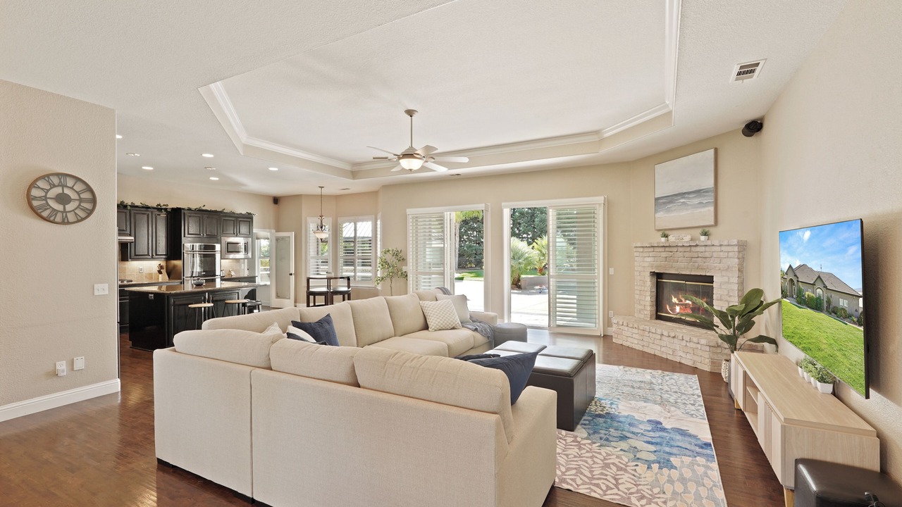 Photo of Livingroom in Victor
