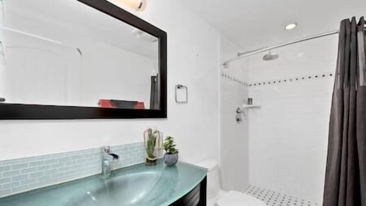 Photo of Bathroom in Little Italy