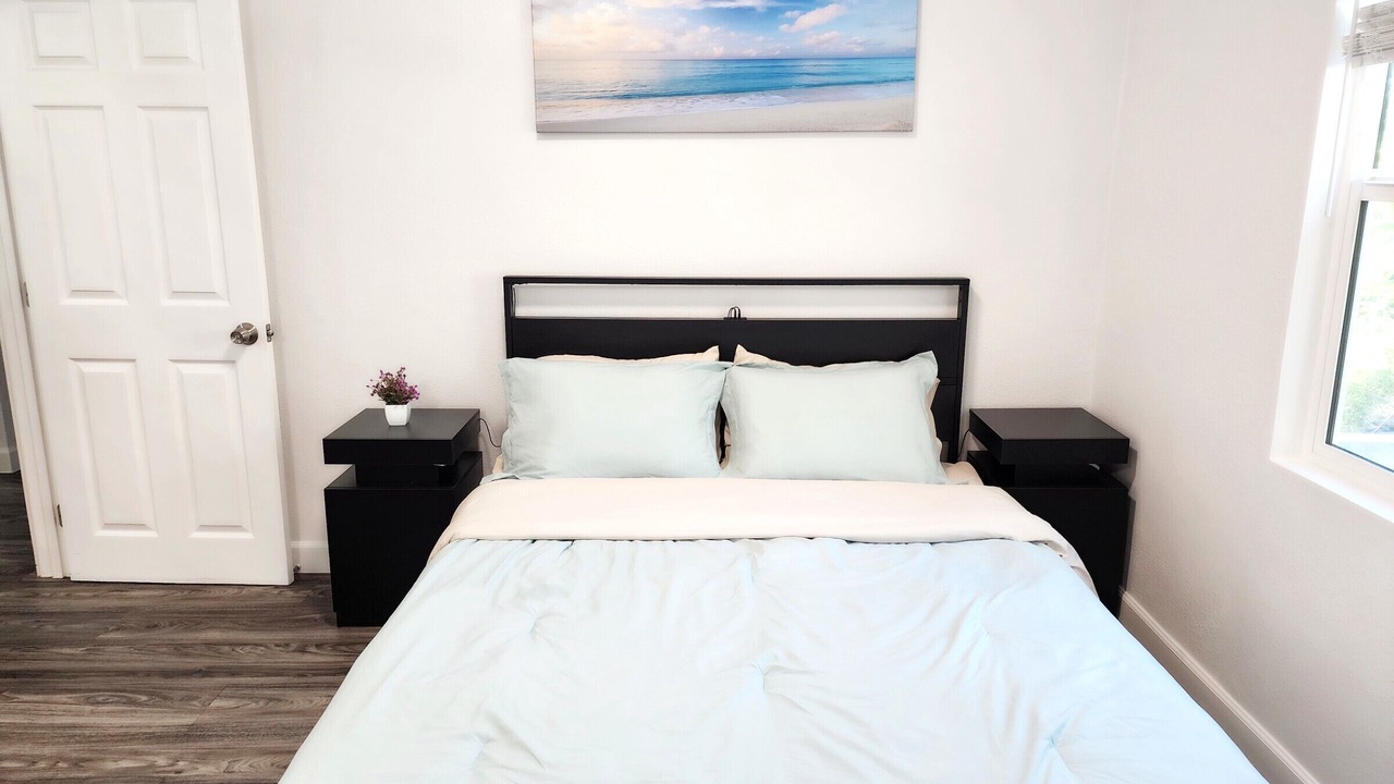 Photo of Bedroom in North Tustin