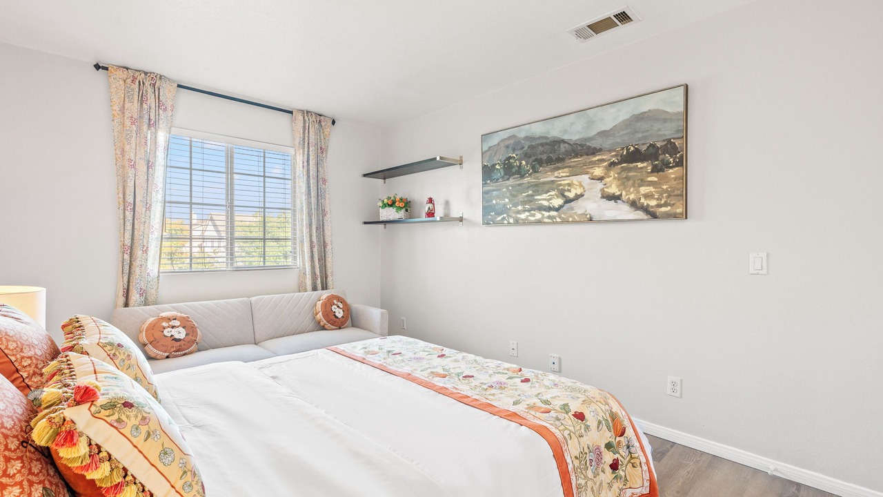 Photo of Bedroom in Chino Hills