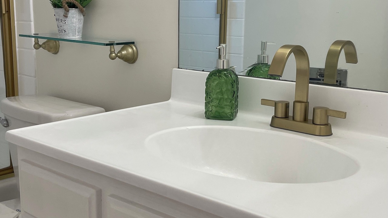 Photo of Bathroom in Granada Hills South