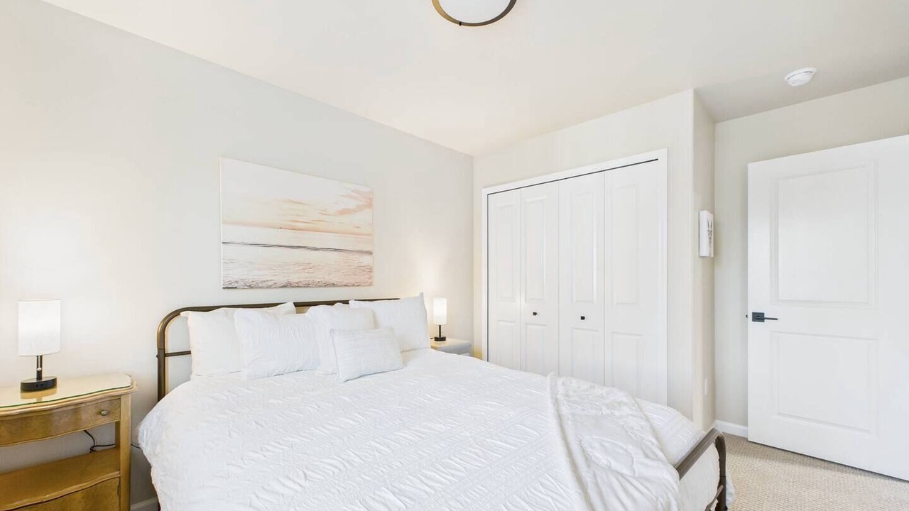 Photo of Bedroom in McKinleyville