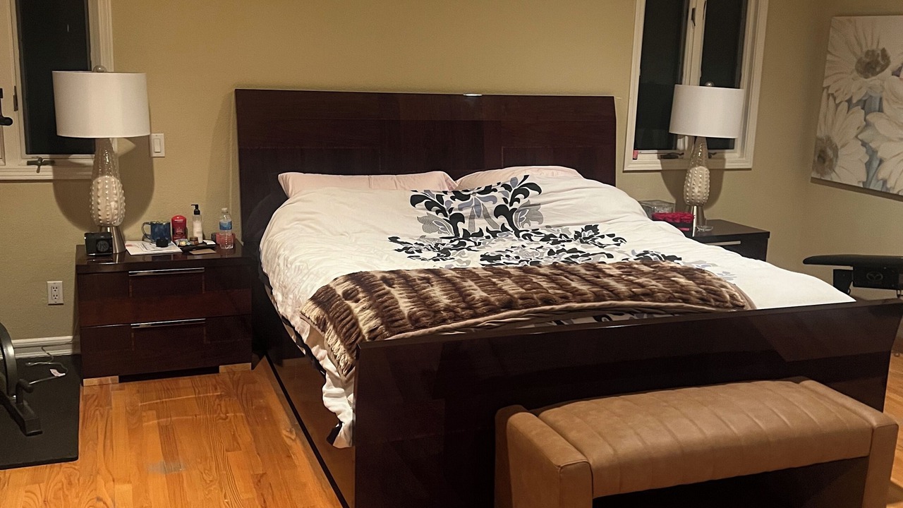 Photo of Bedroom in Burlingame Hills