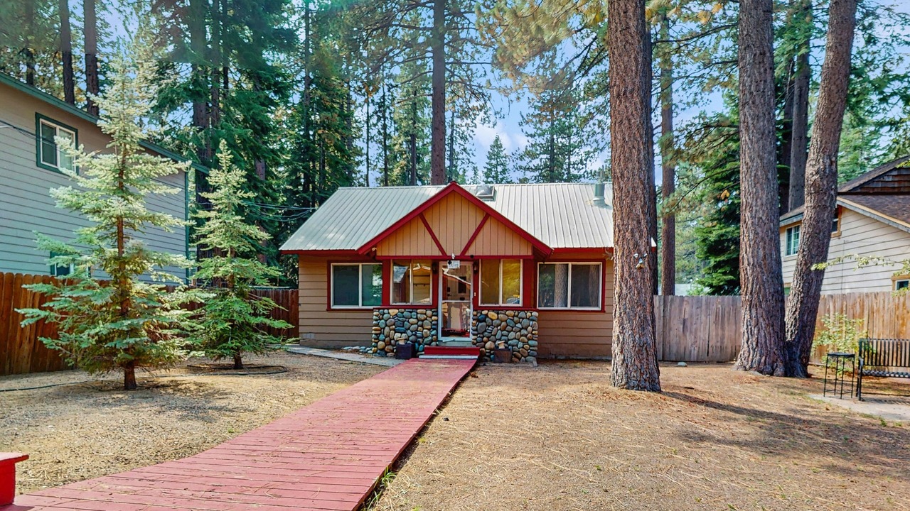 Photo of Outdoor in Tahoe Valley