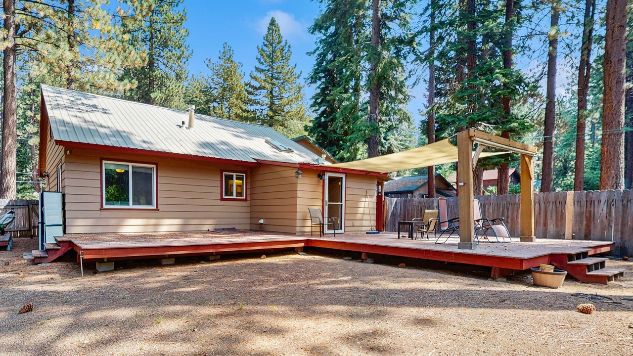 Photo of Patio Balcony in Tahoe Valley