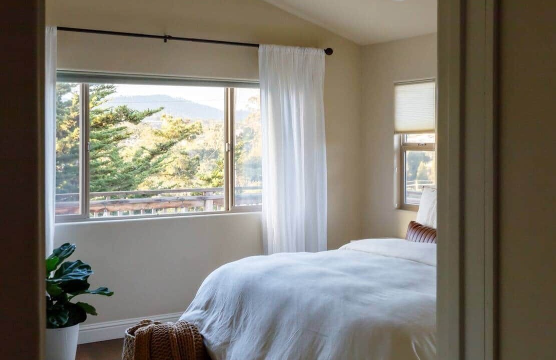 Photo of Bedroom in Del Rey Oaks