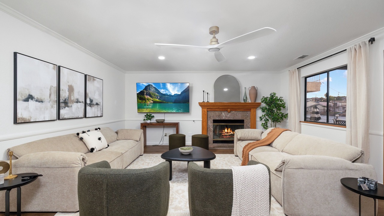 Photo of Livingroom in Victorville