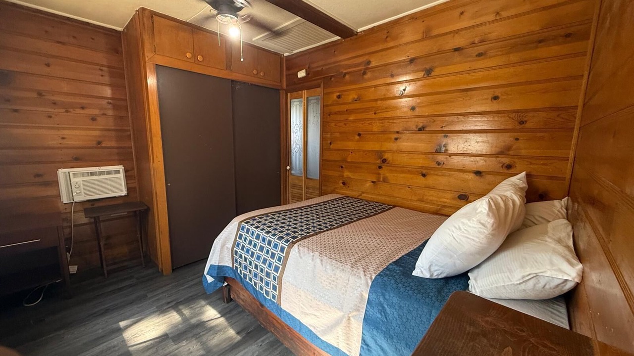 Photo of Bedroom in Crestline