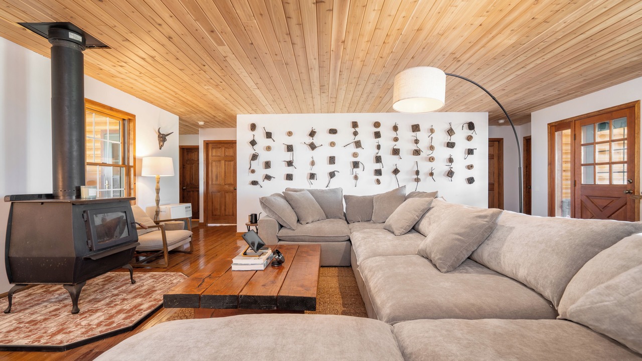 Photo of Livingroom in Doyle