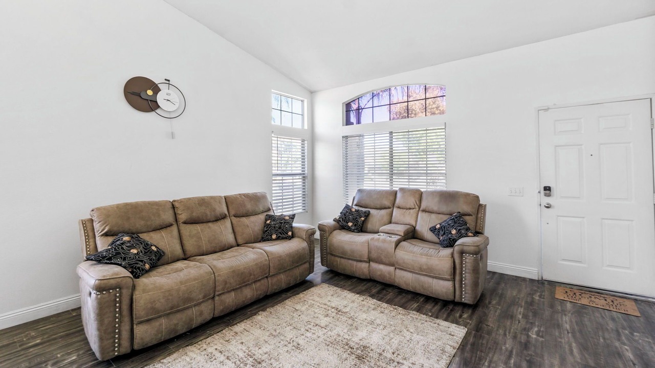 Photo of Livingroom in Wildomar