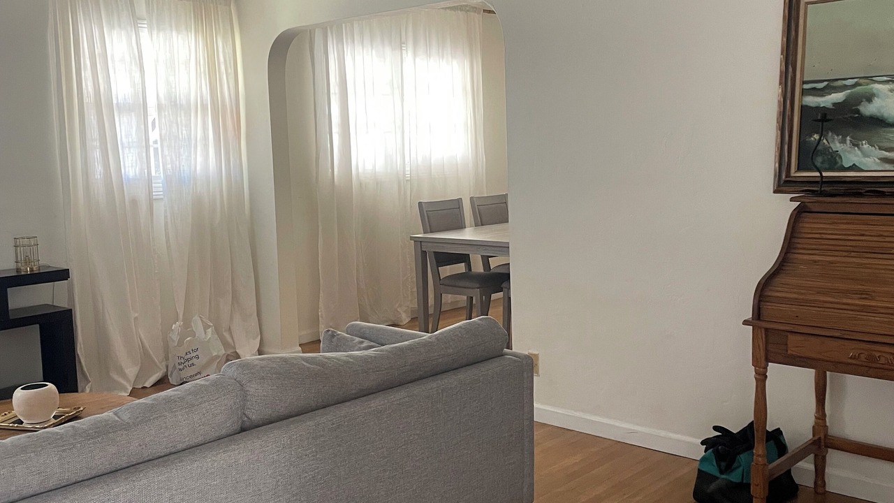 Photo of Livingroom in Riviera - Westchester