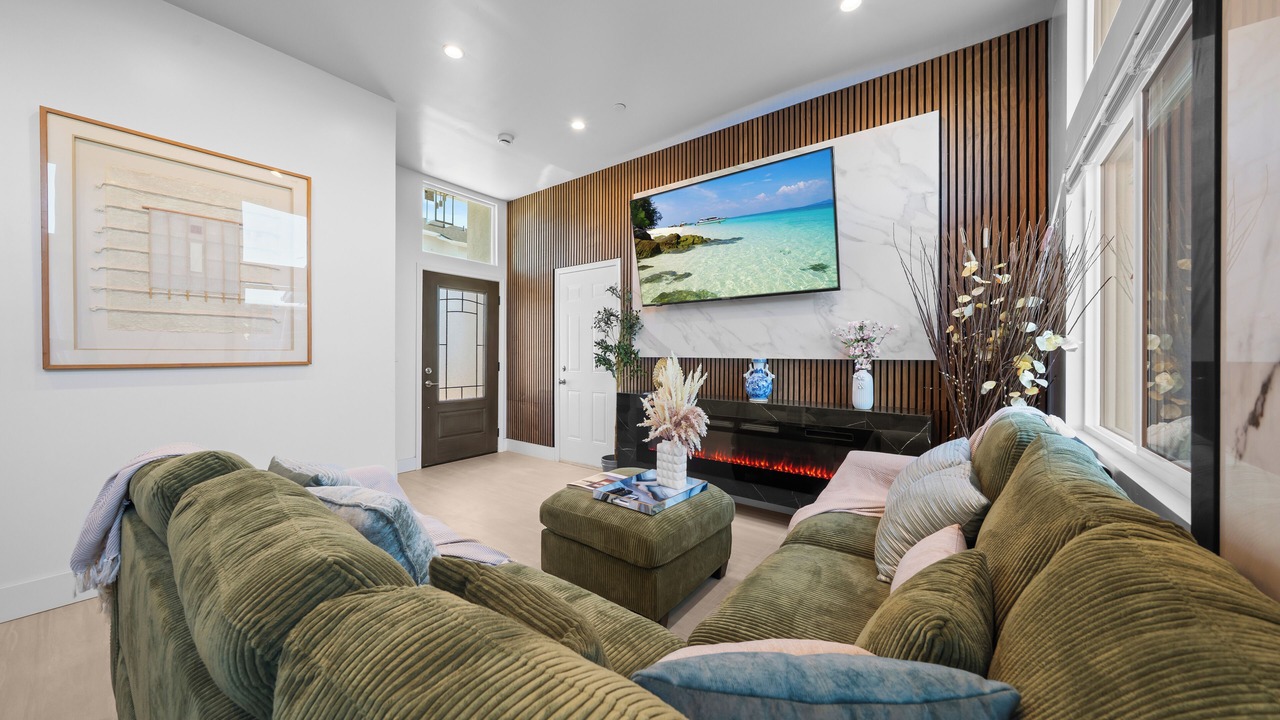 Photo of Livingroom in Bostonia