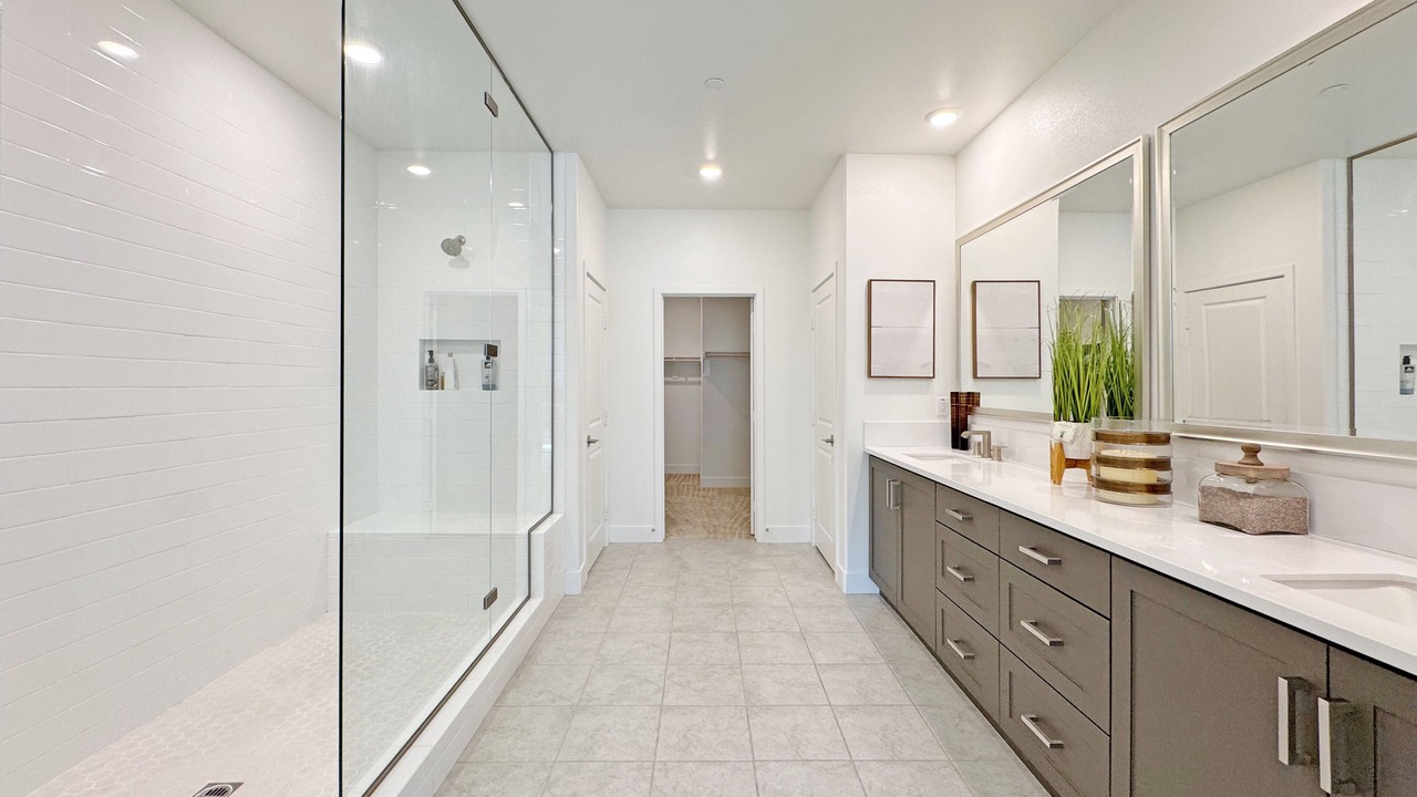 Photo of Bathroom in Lake Forest