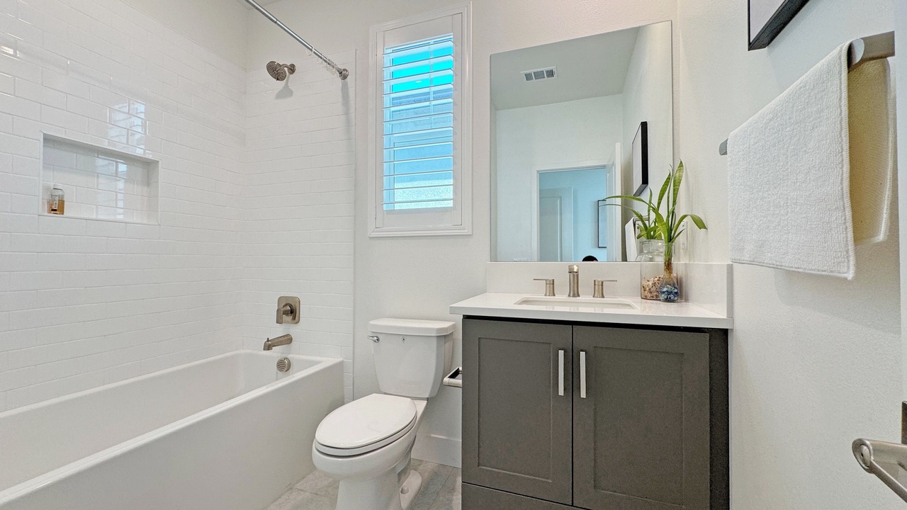 Photo of Bathroom in Lake Forest