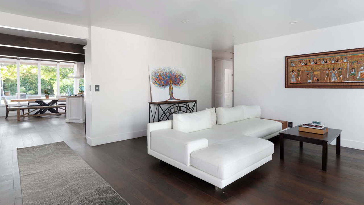 Photo of Livingroom in Saratoga