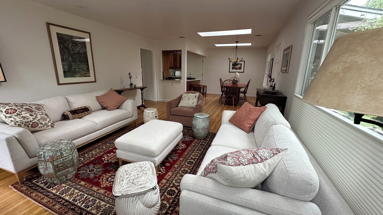 Photo of Livingroom in Redwood City