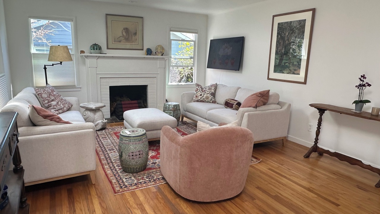 Photo of Livingroom in Redwood City