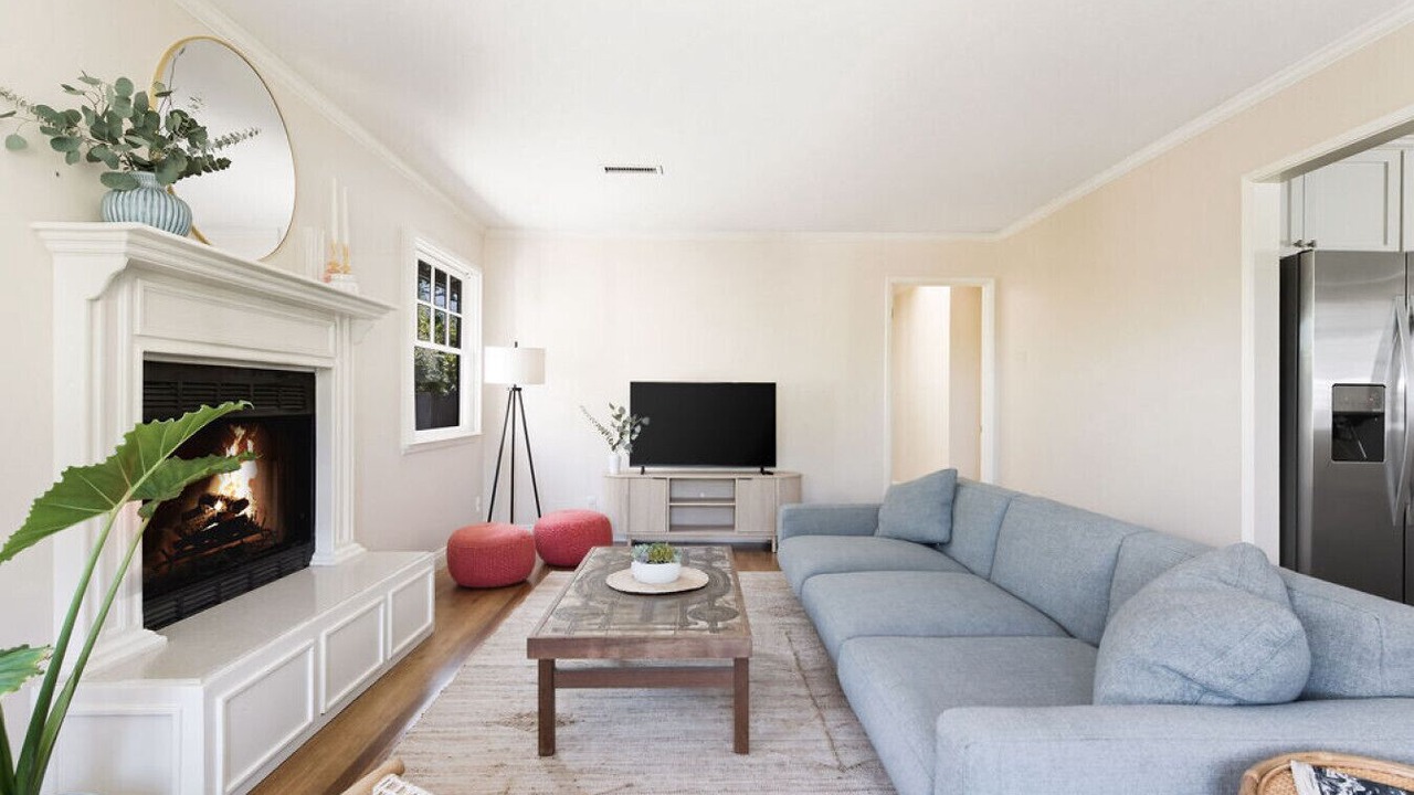 Photo of Livingroom in East Mesa
